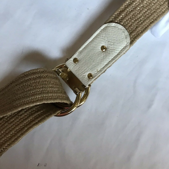 Michael Kors Woven White Belt - Picture 2 of 5